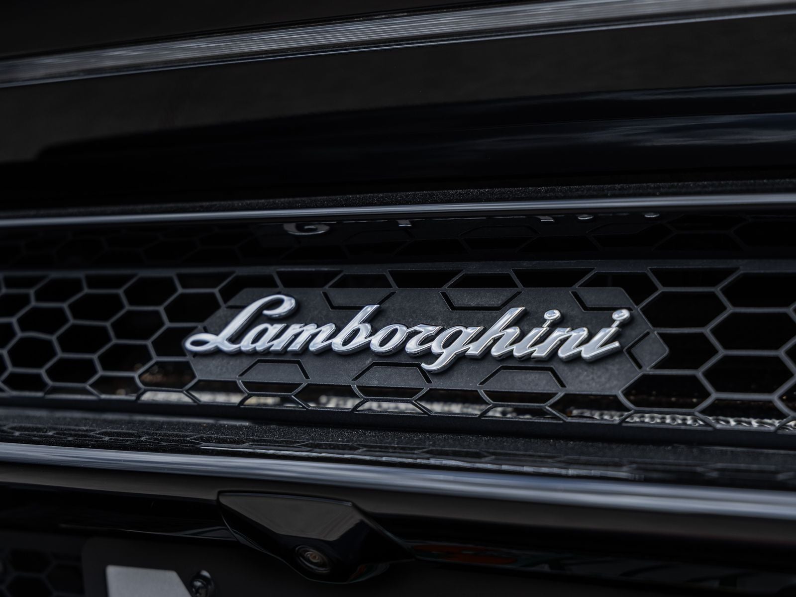 2020 Lamborghini Huracan EVO Base