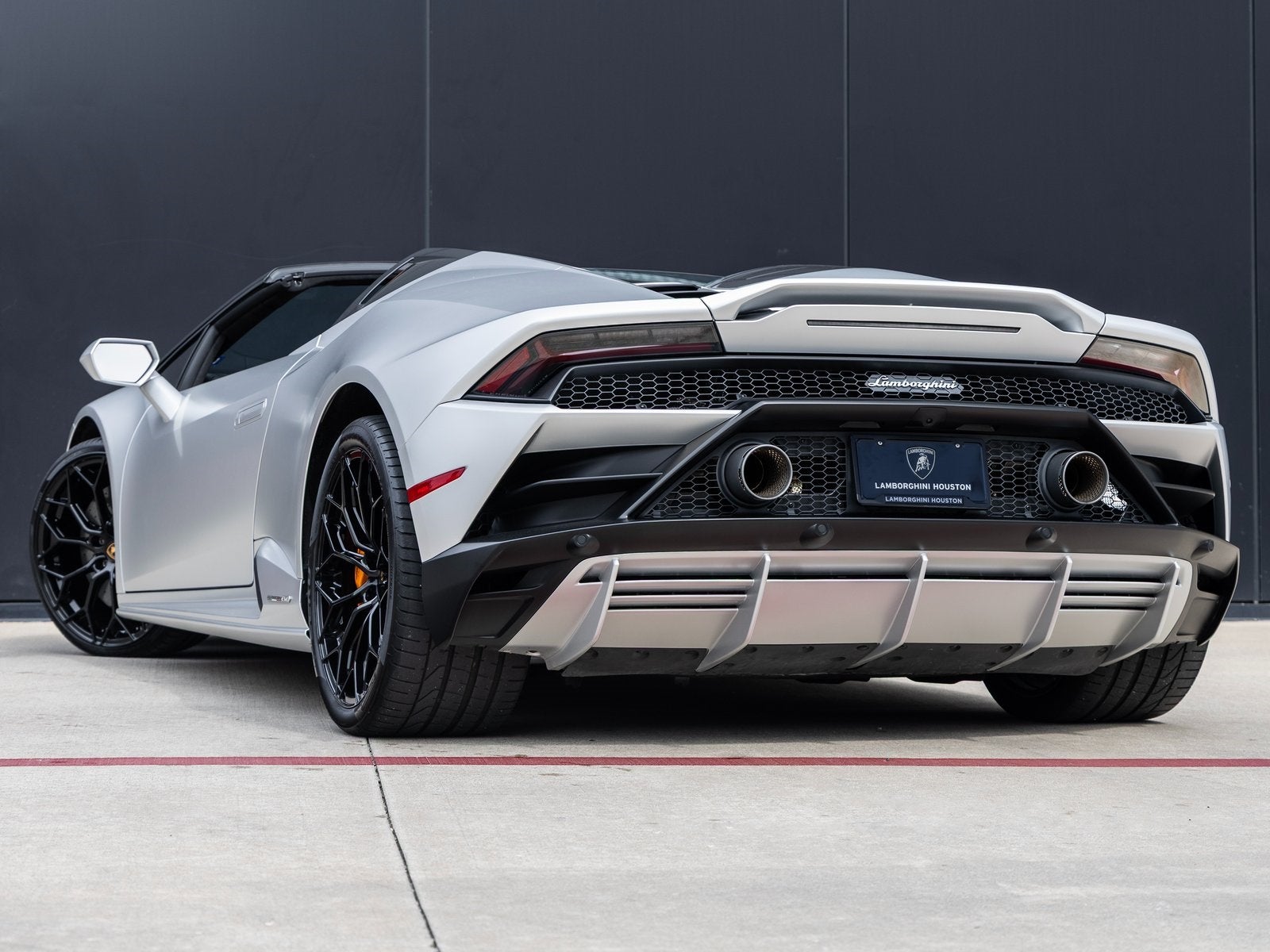 2023 Lamborghini Huracan EVO Base