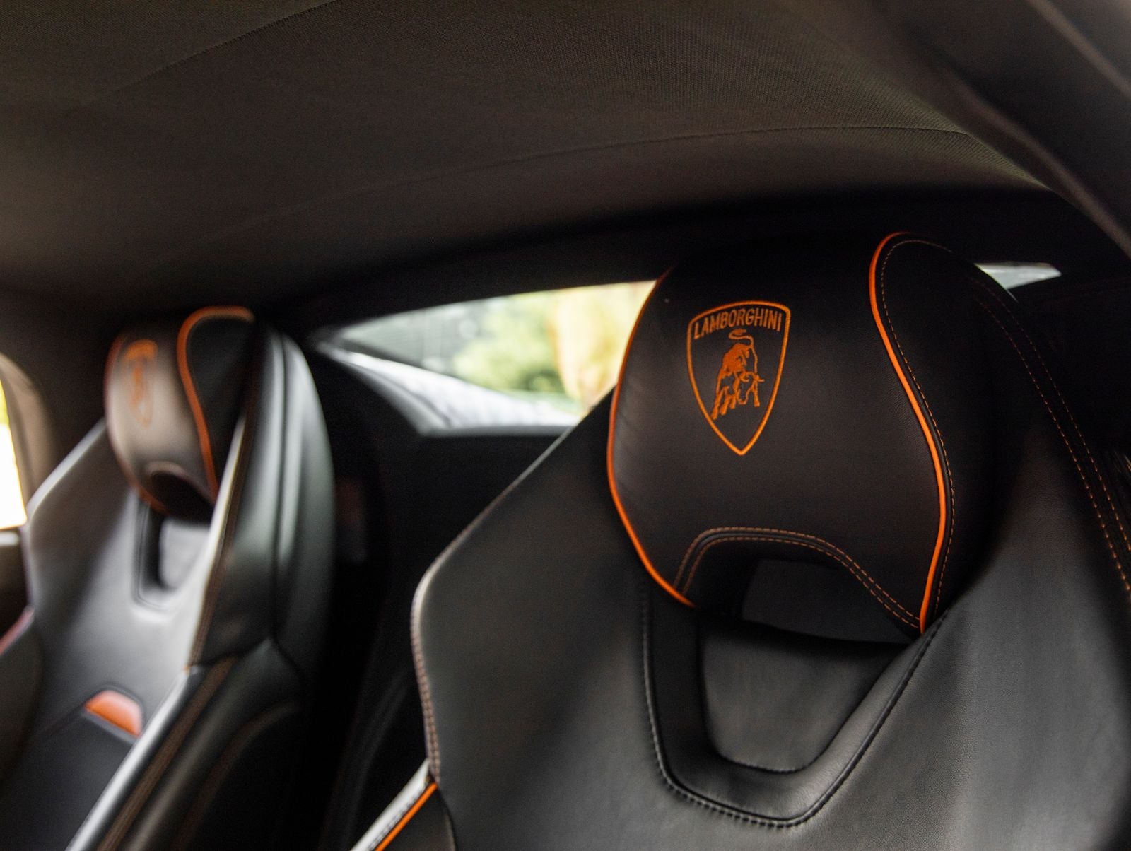 2021 Lamborghini Huracan EVO Base