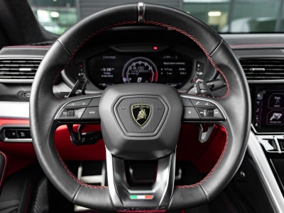 2020 Lamborghini Urus Base