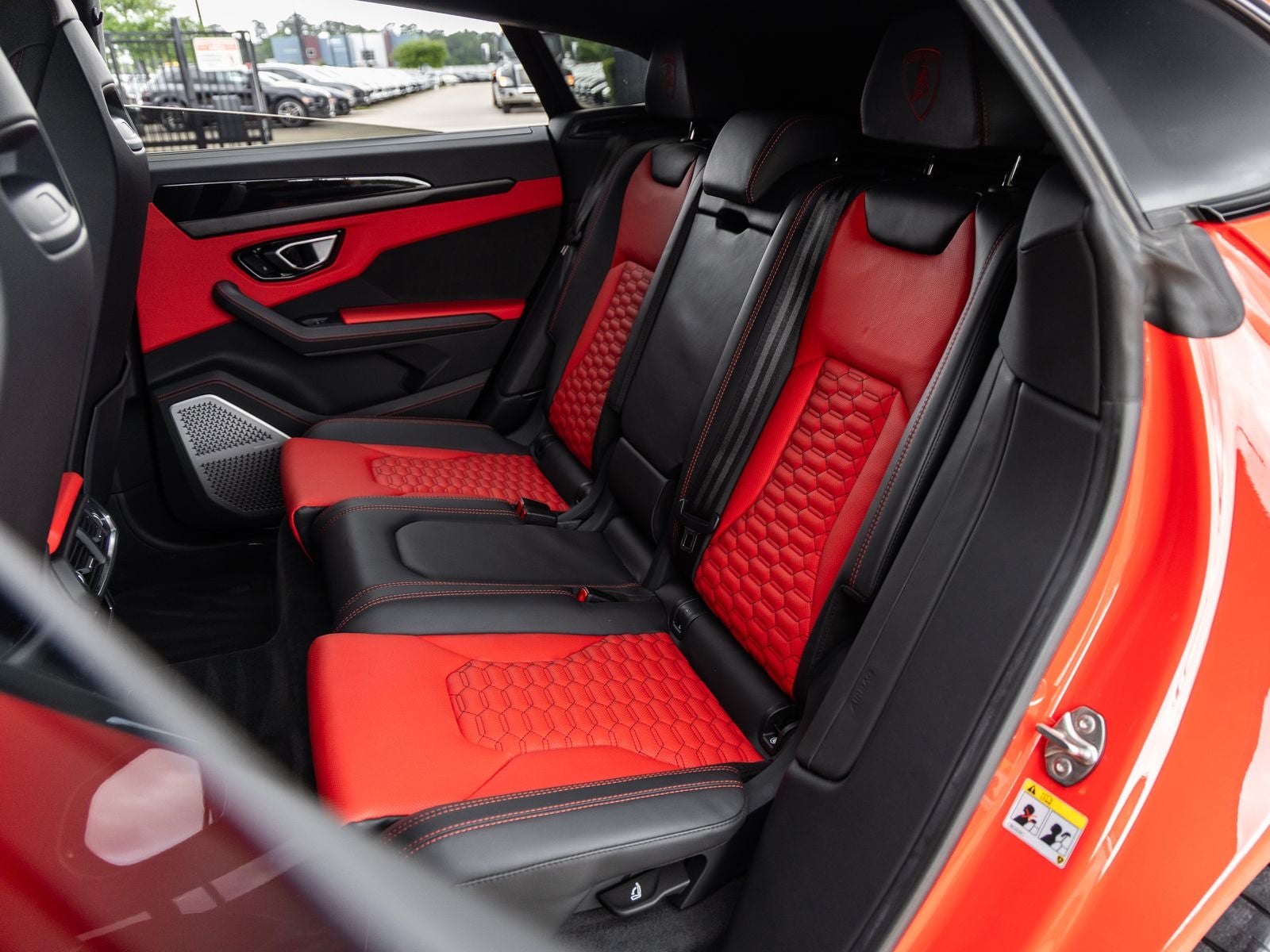 2022 Lamborghini Urus Base