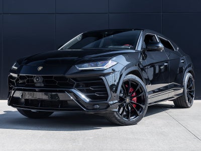 2022 Lamborghini Urus Base