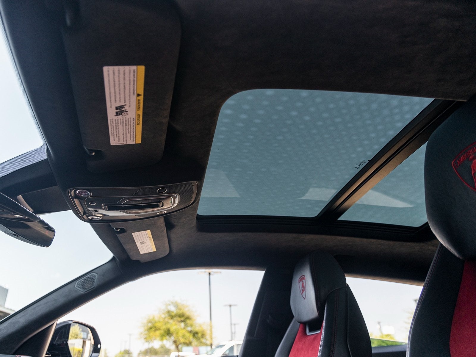 2022 Lamborghini Urus Base