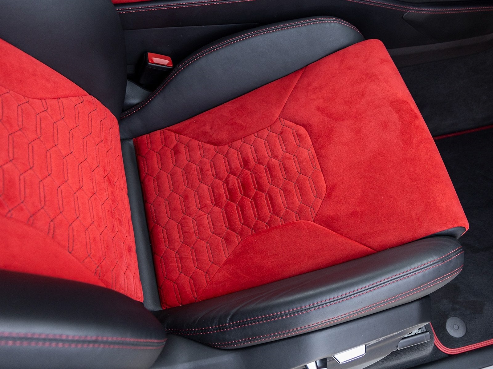 2022 Lamborghini Urus Base