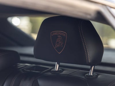 2021 Lamborghini Urus Base