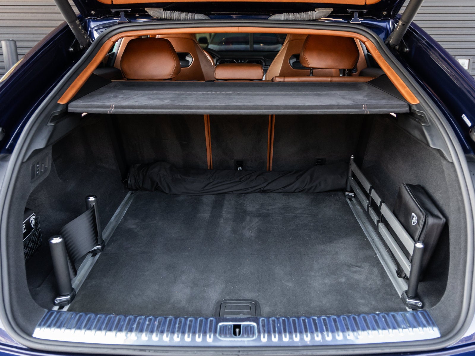 2021 Lamborghini Urus Base