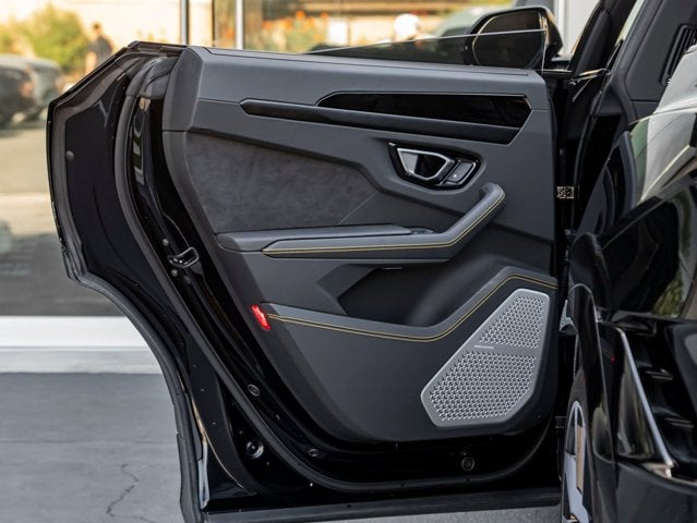 2024 Lamborghini Urus S