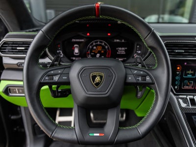 2023 Lamborghini Urus S