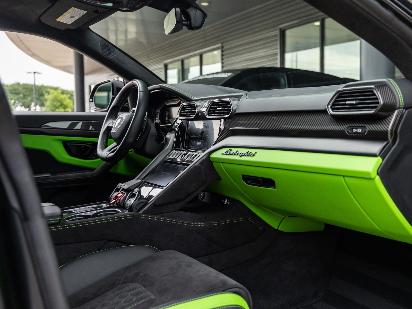 2023 Lamborghini Urus S