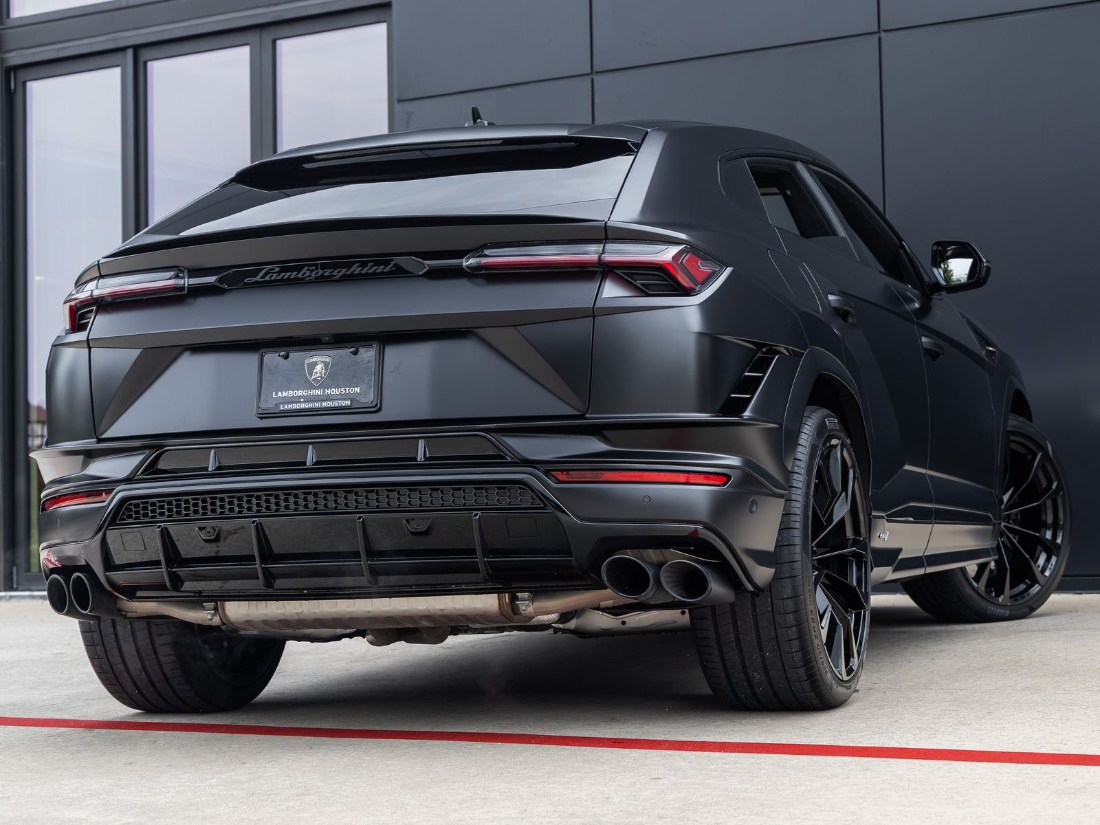 2023 Lamborghini Urus S
