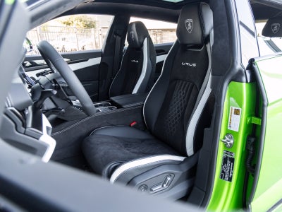 2024 Lamborghini Urus S