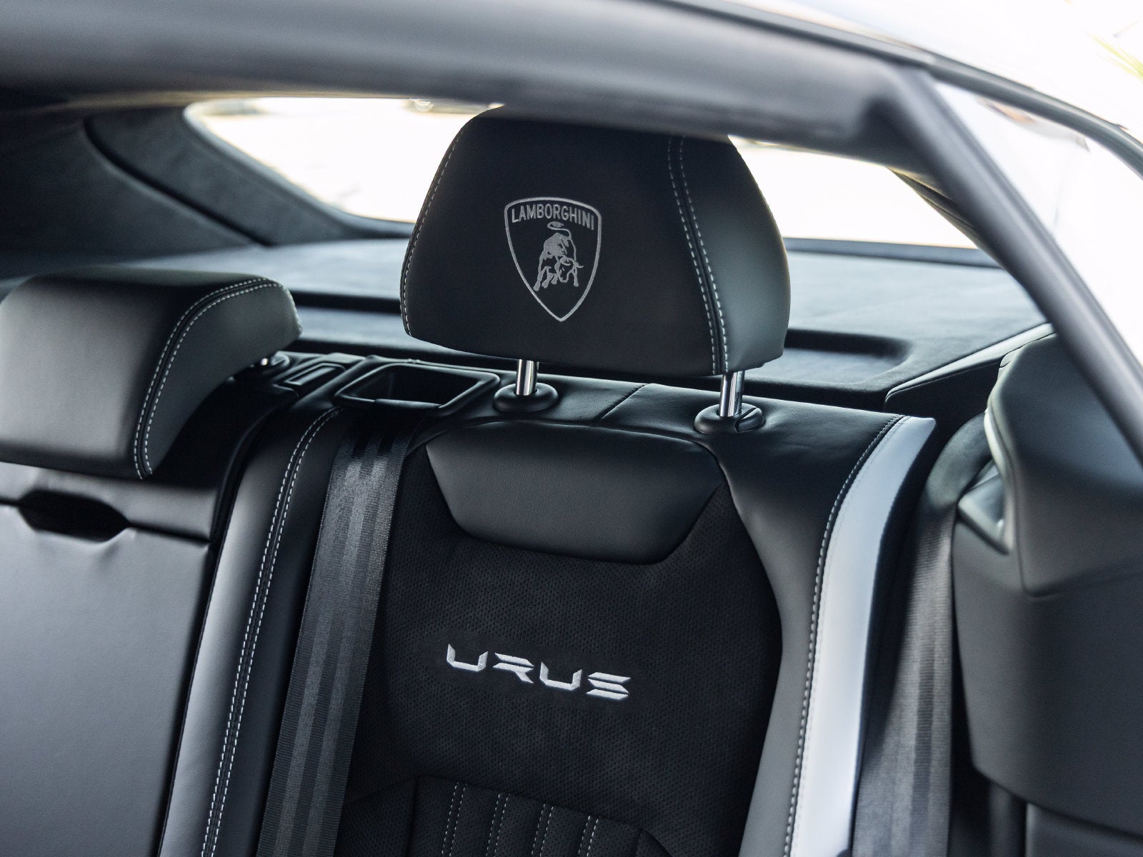 2024 Lamborghini Urus S