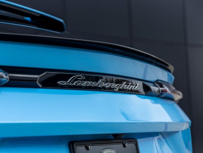 2024 Lamborghini Urus S