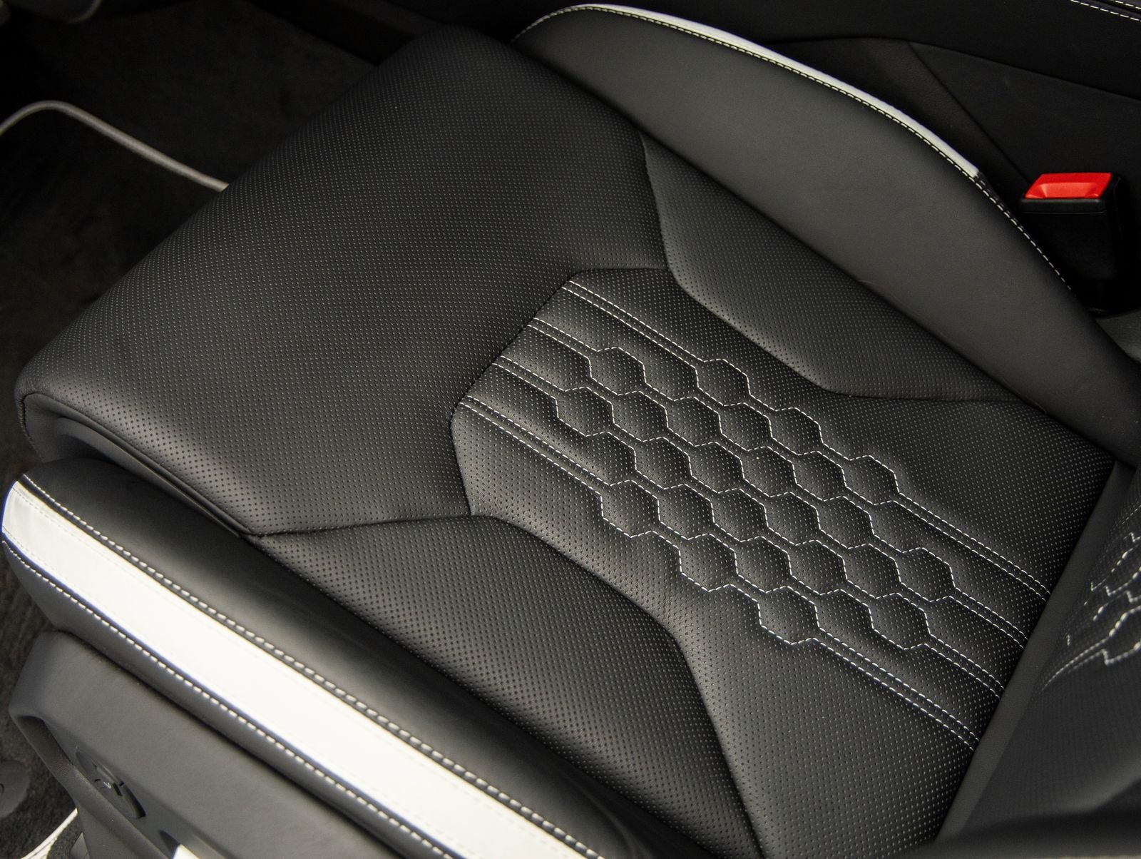 2024 Lamborghini Urus S