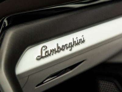 2024 Lamborghini Urus S