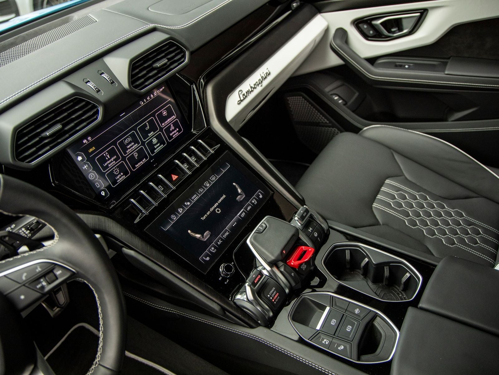 2024 Lamborghini Urus S
