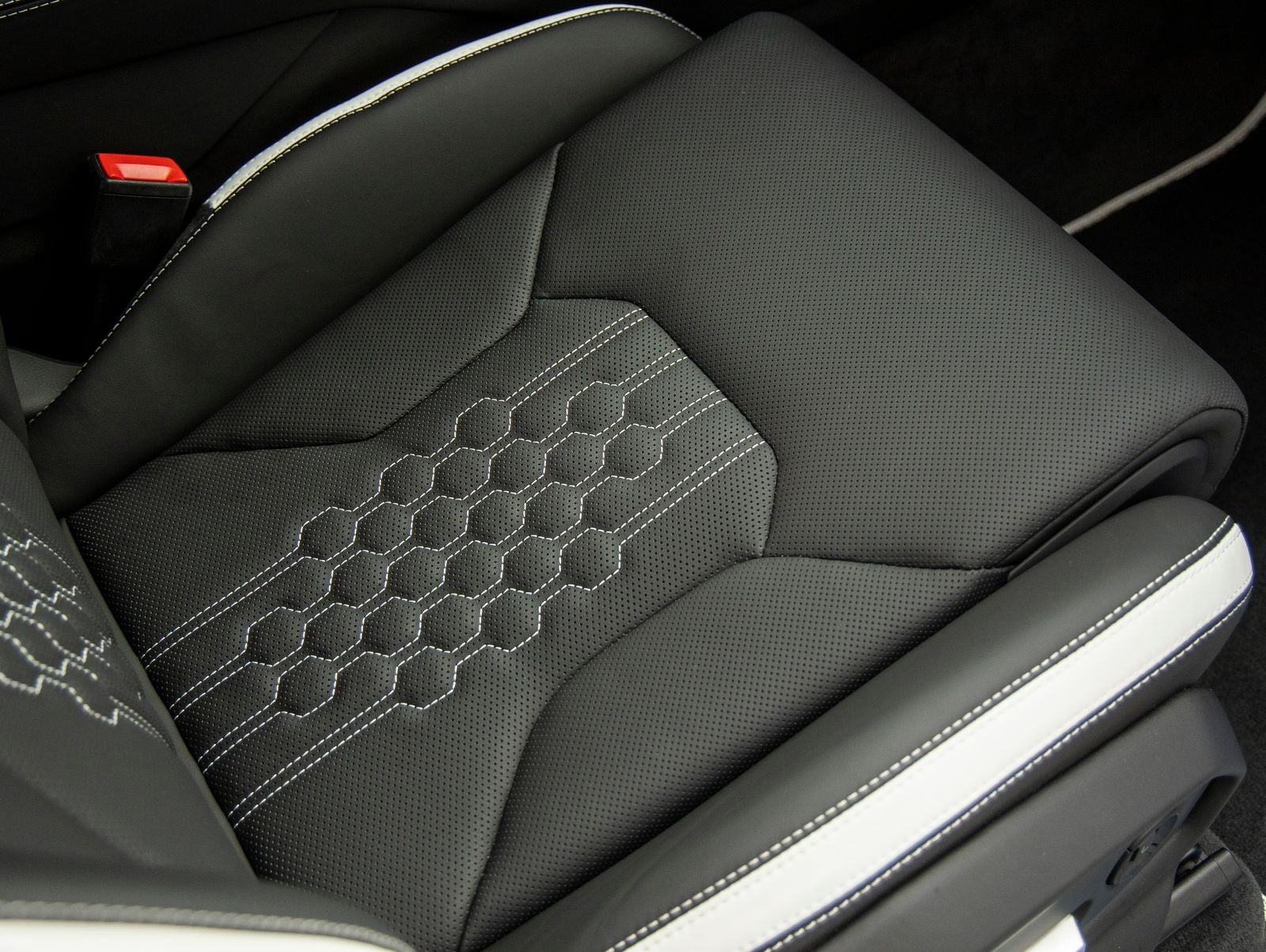 2024 Lamborghini Urus S