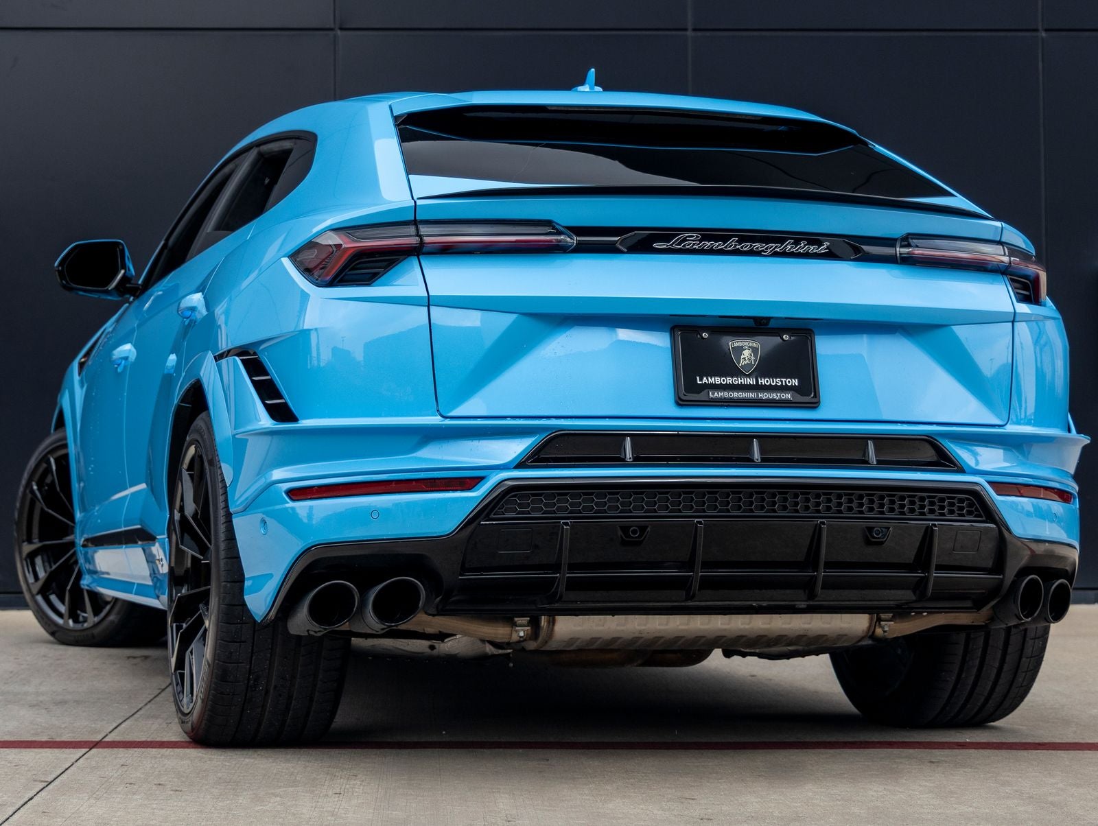 2024 Lamborghini Urus S