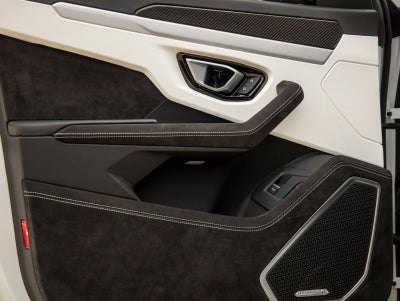 2024 Lamborghini Urus S