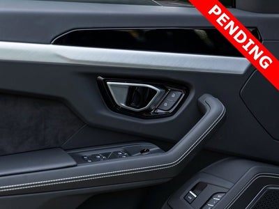 2024 Lamborghini Urus S