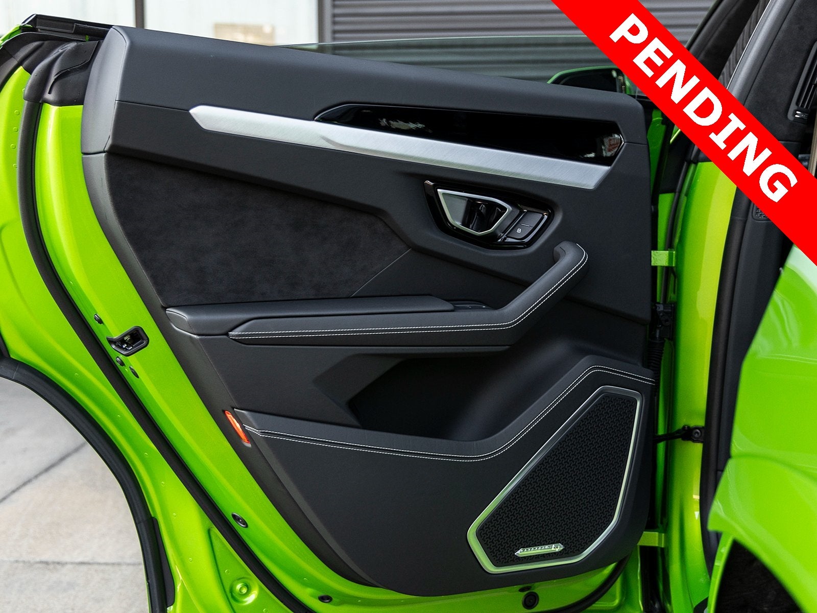 2024 Lamborghini Urus S