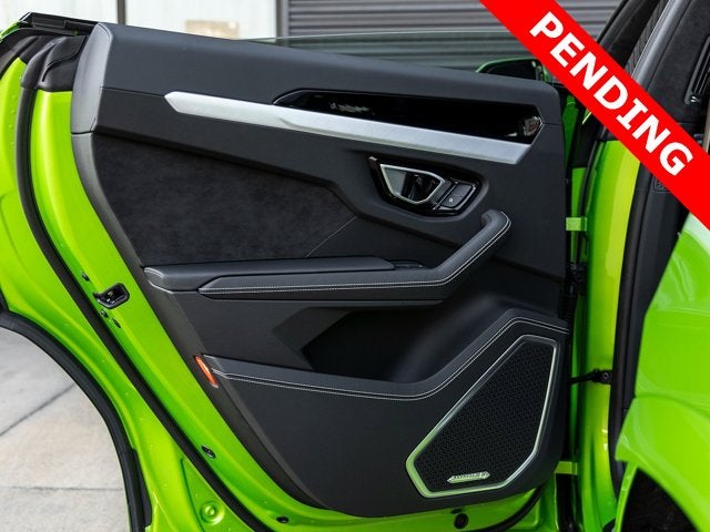 2024 Lamborghini Urus S