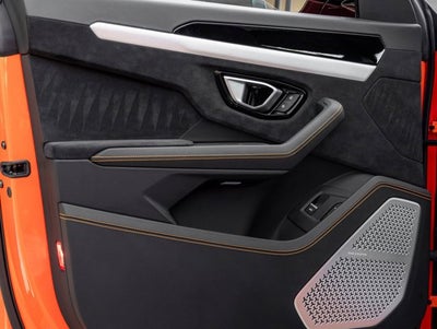 2024 Lamborghini Urus S