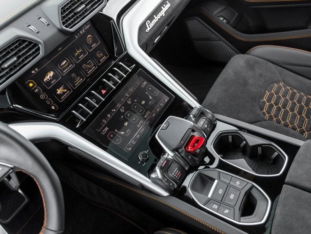 2024 Lamborghini Urus S