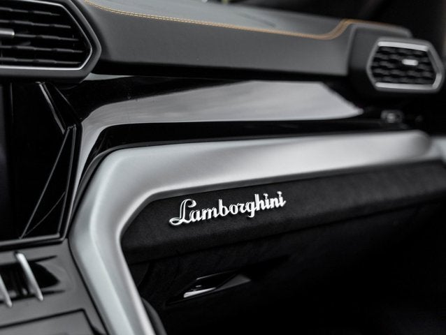 2024 Lamborghini Urus S