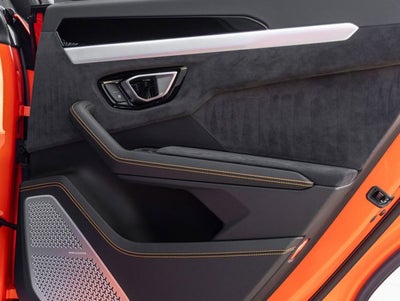 2024 Lamborghini Urus S