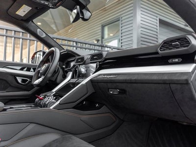 2024 Lamborghini Urus S