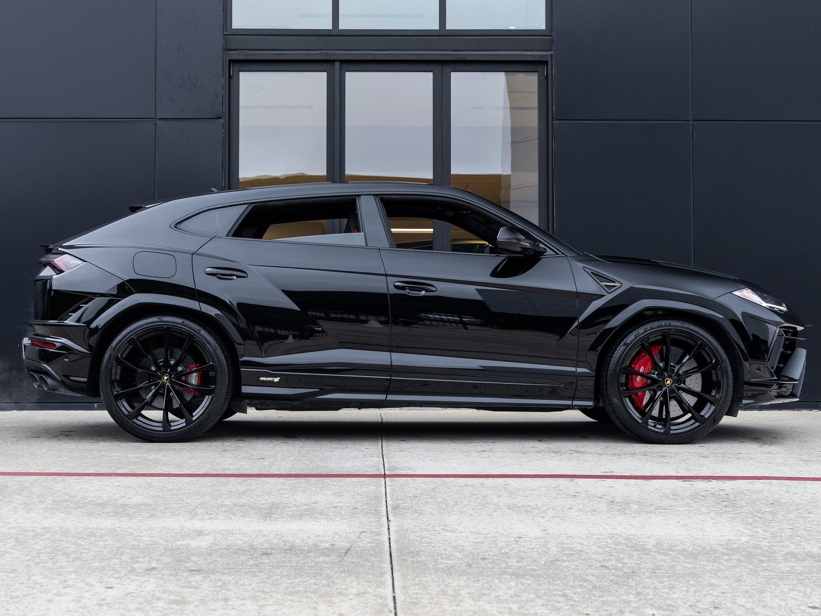 2024 Lamborghini Urus S