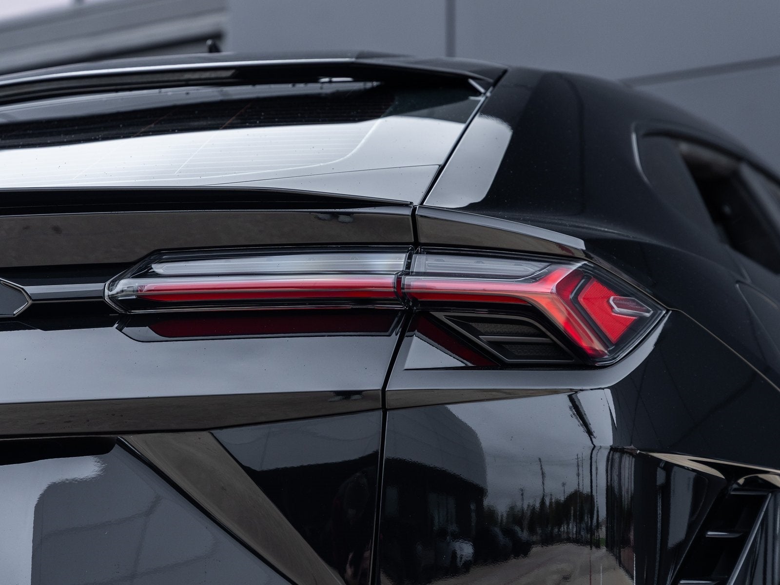 2024 Lamborghini Urus S