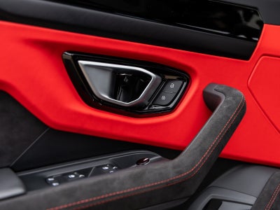 2024 Lamborghini Urus S