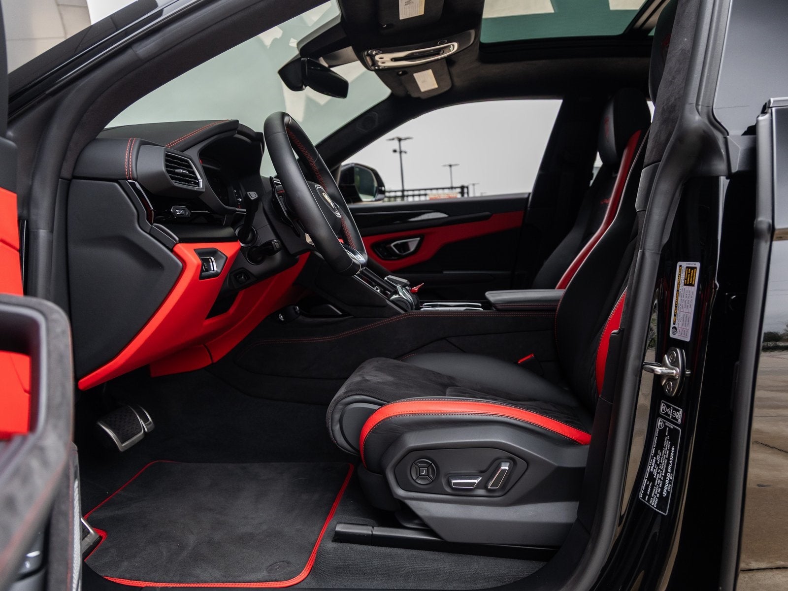 2024 Lamborghini Urus S