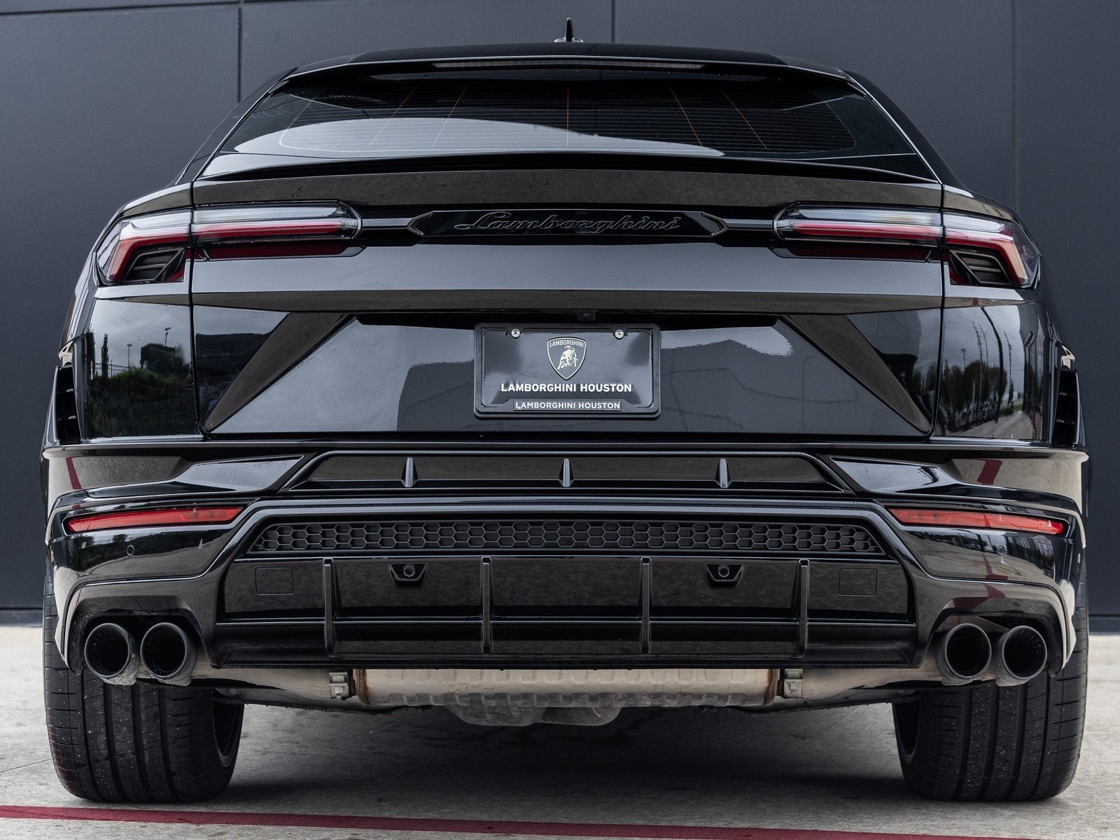 2024 Lamborghini Urus S