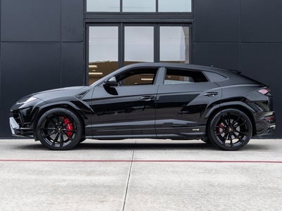 2024 Lamborghini Urus S