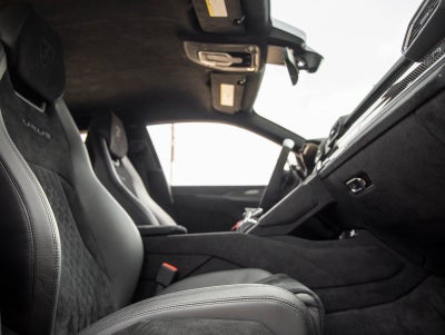 2024 Lamborghini Urus Performante