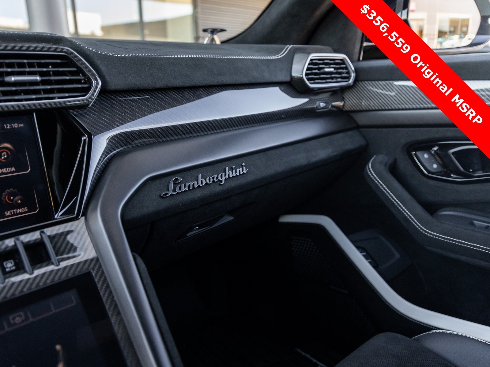 2024 Lamborghini Urus Performante