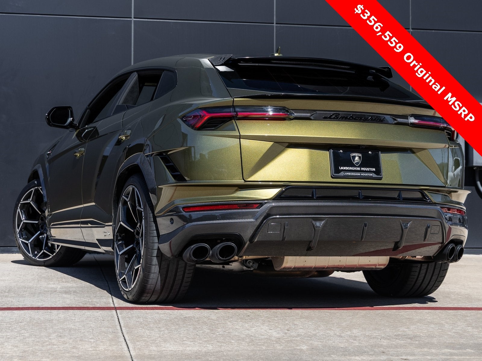 2024 Lamborghini Urus Performante