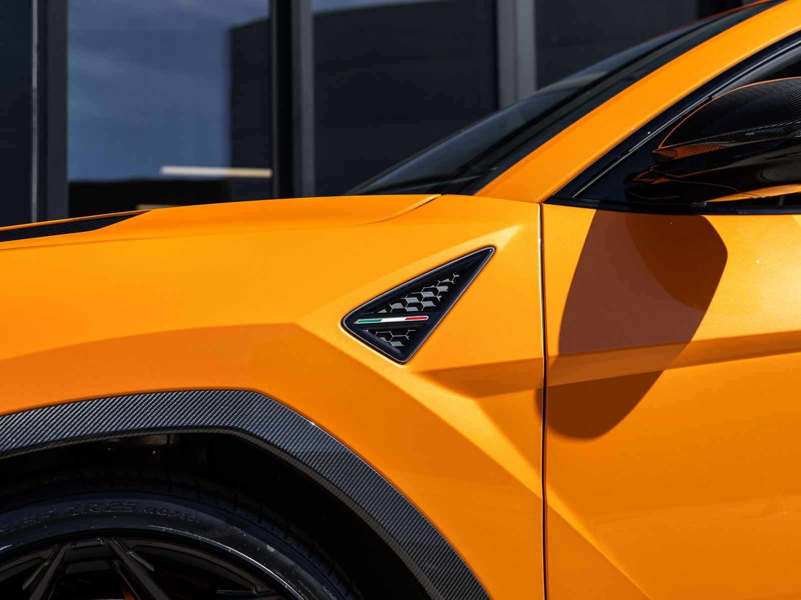 2024 Lamborghini Urus Performante