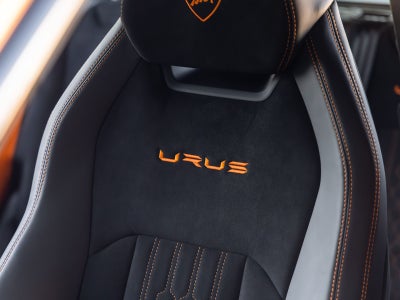 2024 Lamborghini Urus Performante