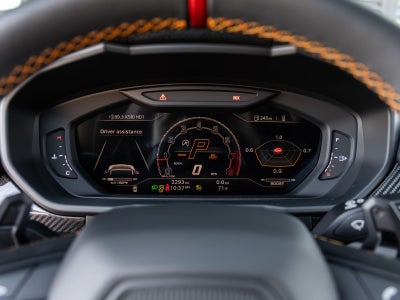 2024 Lamborghini Urus Performante