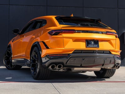 2024 Lamborghini Urus Performante