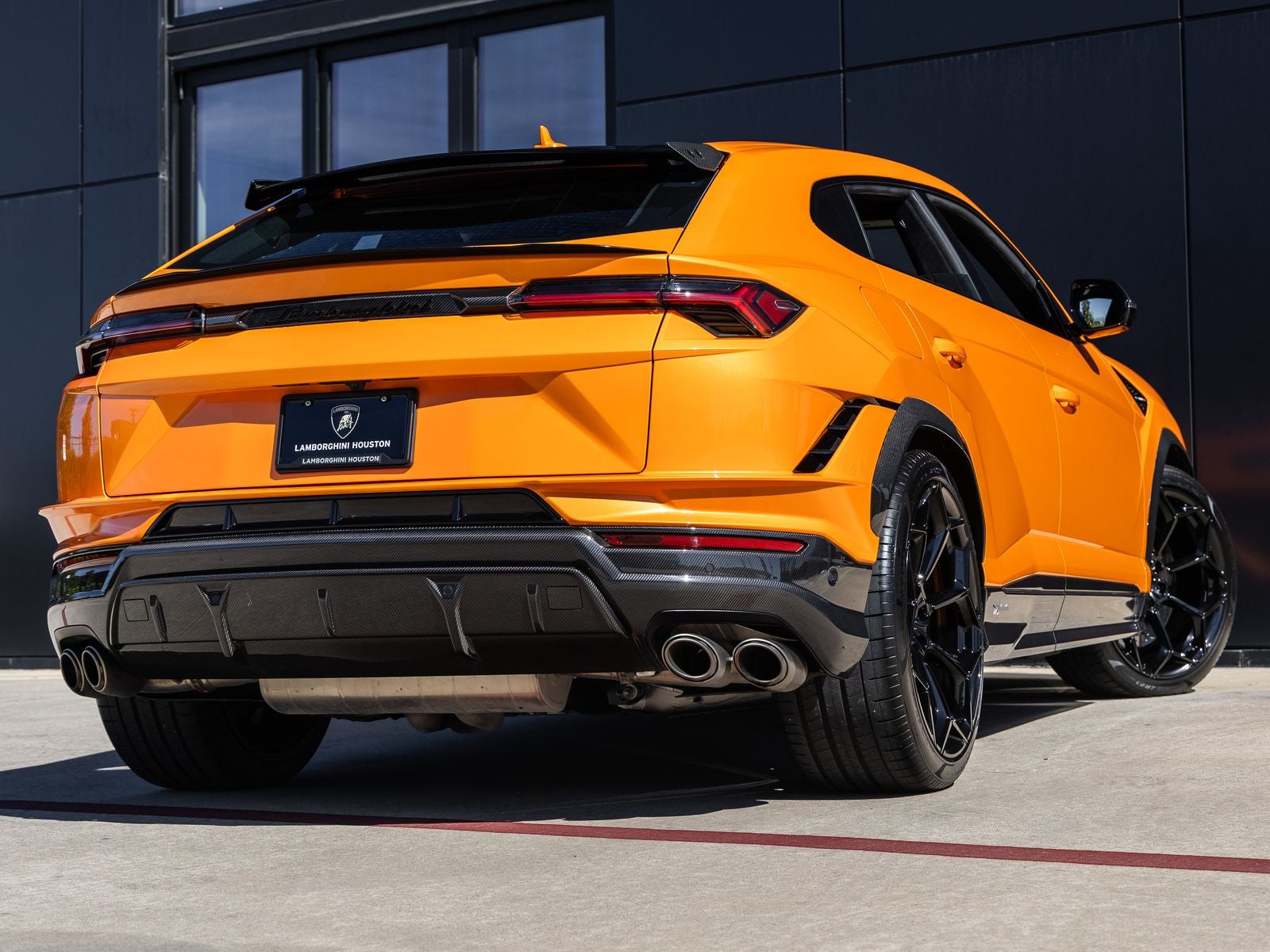 2024 Lamborghini Urus Performante