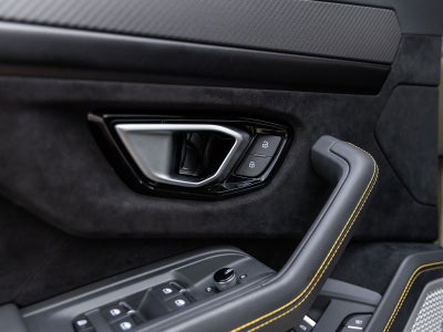 2024 Lamborghini Urus Performante