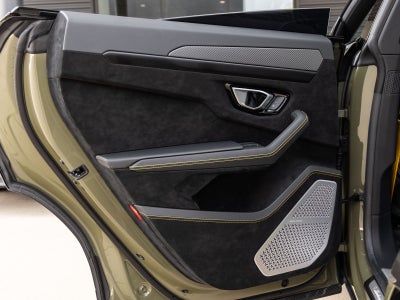 2024 Lamborghini Urus Performante