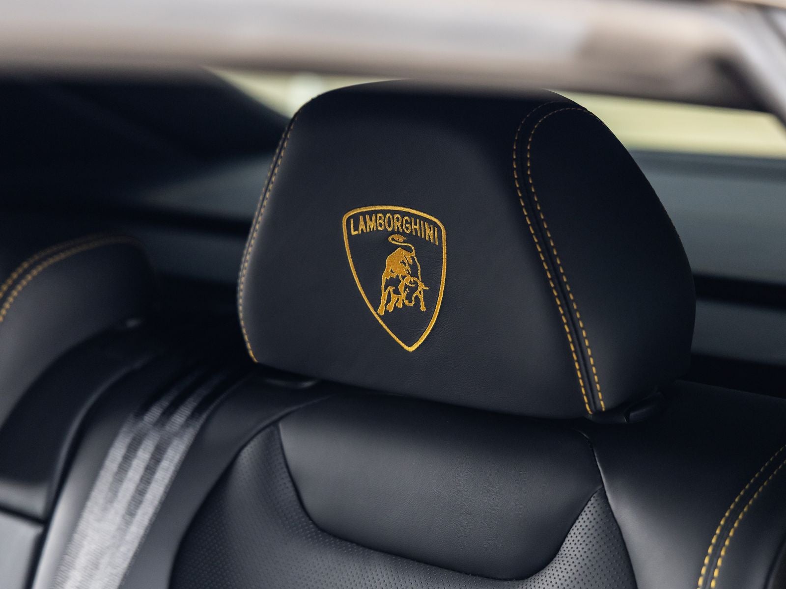 2024 Lamborghini Urus Performante
