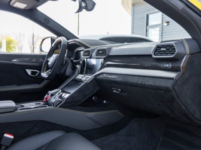 2024 Lamborghini Urus Performante