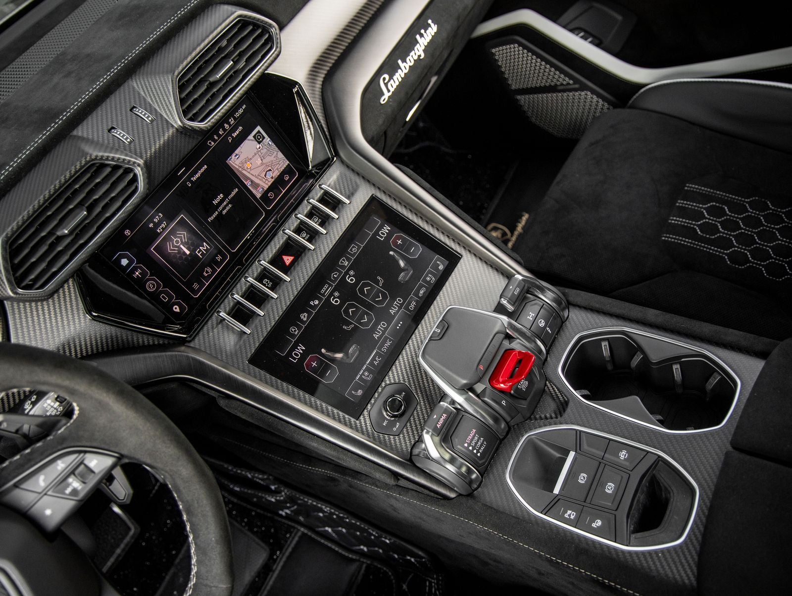 2024 Lamborghini Urus Performante